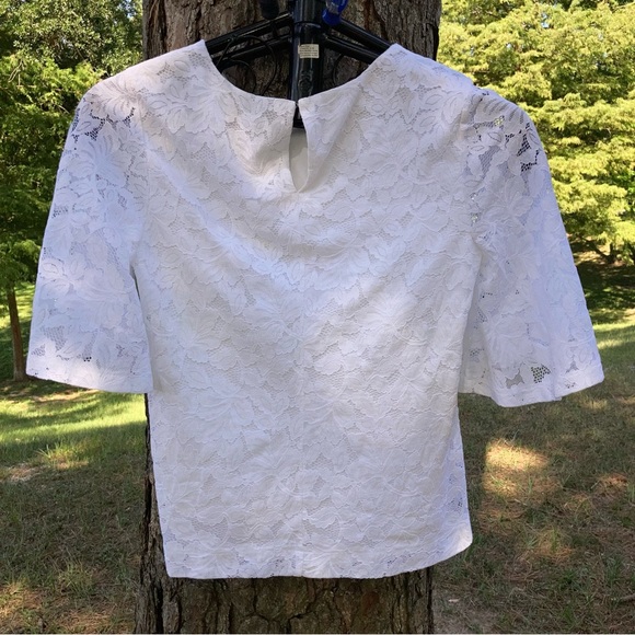 Banana Republic women’s size M, white, lace blouse, w/attached lining, NWT - Picture 3 of 14